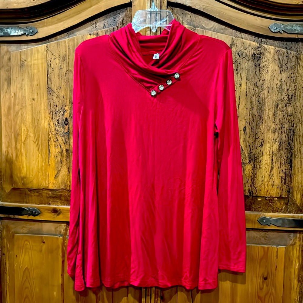 Long sleeve tee with button up neckline